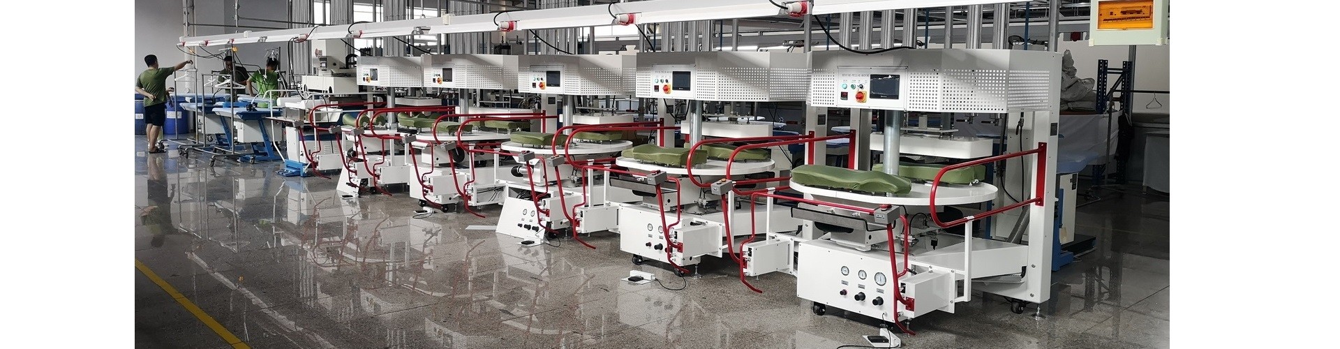 品質 服の押す機械 工場